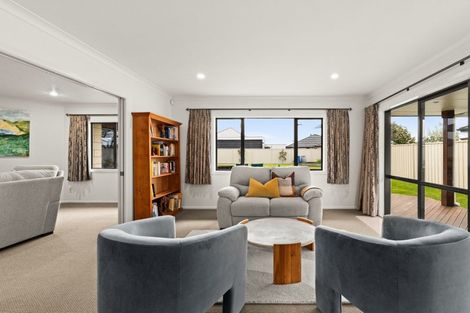 Photo of property in 5 Lardon Place, Frimley, Hastings, 4120