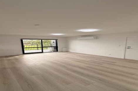 Photo of property in 51 Sharland Avenue, Manurewa, Auckland, 2102