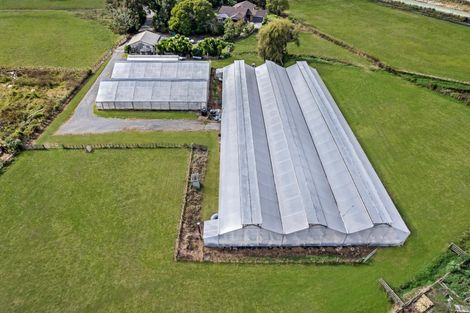 Photo of property in 215 Waihoehoe Road, Drury, 2577