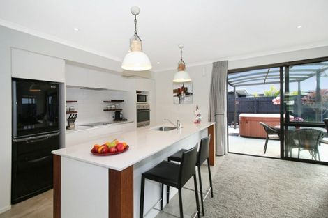 Photo of property in 260 Coronation Avenue, Welbourn, New Plymouth, 4310