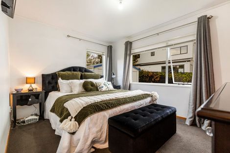 Photo of property in 16 Urlich Drive, Ranui, Auckland, 0612