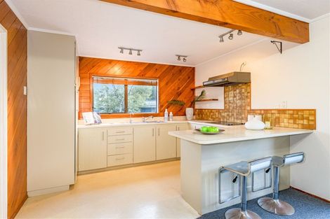 Photo of property in 5 Harrington Road, Henderson, Auckland, 0610