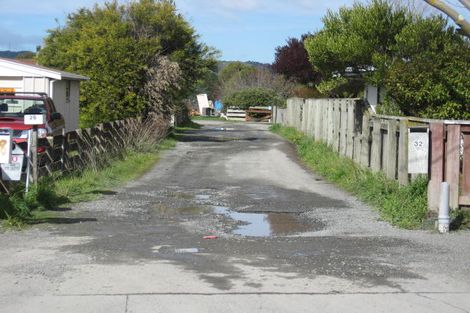 Photo of property in 28 River Road, Masterton, 5810