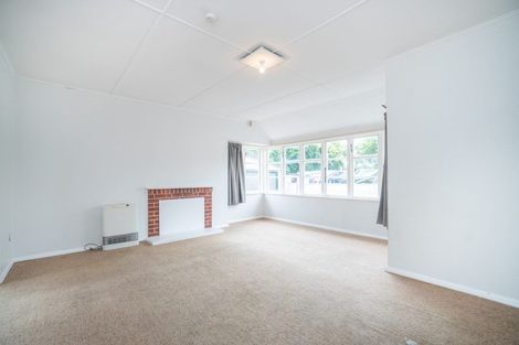 Photo of property in 6 Rangiora Avenue, Roslyn, Palmerston North, 4414