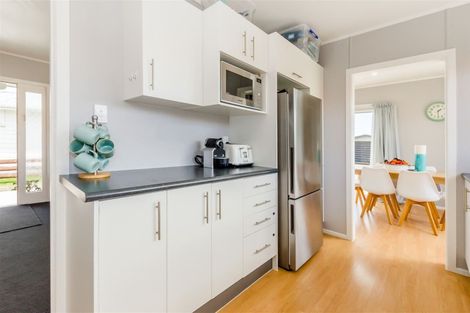 Photo of property in 59 Michael Road, Paraparaumu Beach, Paraparaumu, 5032