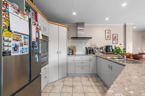 Photo of property in 7 Donelle Place, Te Puke, 3119