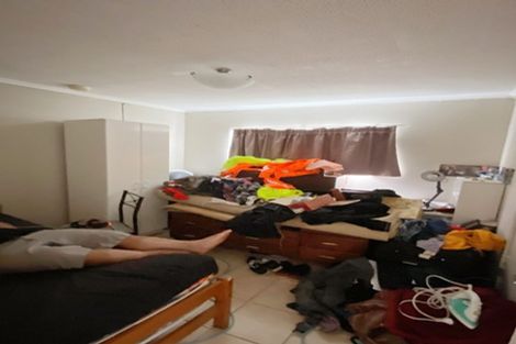 Photo of property in 12 Thomas Avenue, Te Atatu Peninsula, Auckland, 0610