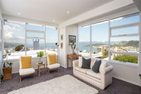 Photo of property in 27 Salamanca Road, Kelburn, Wellington, 6012