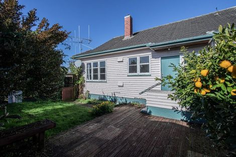Photo of property in 76 Williams Street, Cambridge, 3434