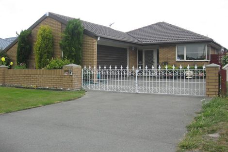 Photo of property in 2/28 Bowen Street, Upper Riccarton, Christchurch, 8041