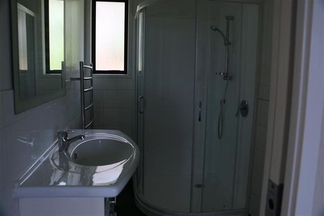 Photo of property in 9 Rangimaarie Crescent, Snells Beach, 0920