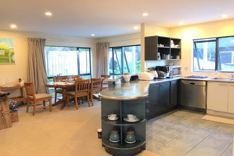 Photo of property in 2/27 Commodore Parry Road, Castor Bay, Auckland, 0620