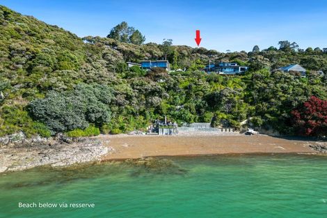 Photo of property in 178 Te Wahapu Road, Russell, 0272