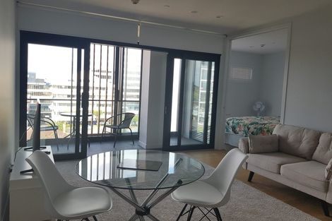 Photo of property in Frank Sargeson Apts, 404/74 Anzac Street, Takapuna, Auckland, 0622