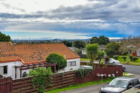 Photo of property in 2/16 Diorella Drive, Clover Park, Auckland, 2019