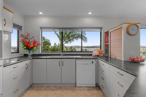Photo of property in 44 Darch Point Road, Whangarei Heads, Whangarei, 0174