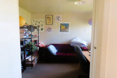 Photo of property in 6 Thorby Street, Northland, Wellington, 6012