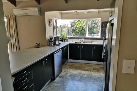 Photo of property in 19 Jay Court, Botany Downs, Auckland, 2010