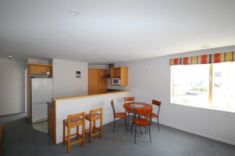 Photo of property in 6d/5 Kent Terrace, Mount Victoria, Wellington, 6011