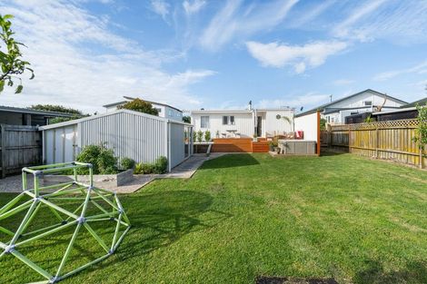 Photo of property in 218 Dickson Road, Papamoa Beach, Papamoa, 3118