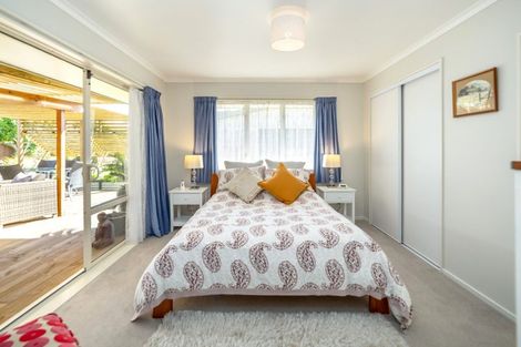 Photo of property in 20 Philip Street, Carterton, 5713