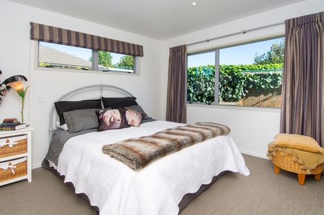 Photo of property in 11 Renner Place, Pyes Pa, Tauranga, 3112