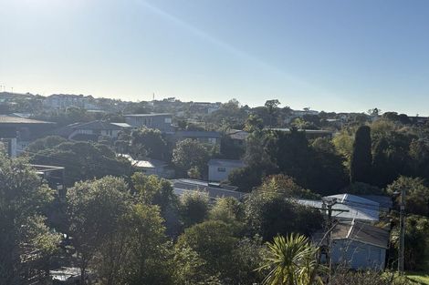 Photo of property in 5 Sealy Road, Torbay, Auckland, 0630