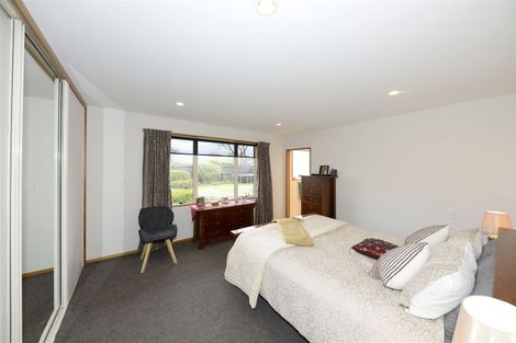 Photo of property in 19 Blue Gum Place, New Brighton, Christchurch, 8083