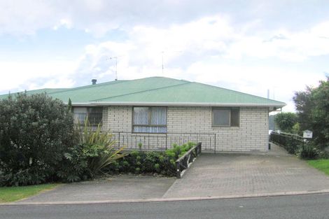 Photo of property in 100b Bruce Wallace Place, Whangamata, 3620