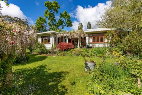 Photo of property in 1830 Otaraoa Road, Tarata, Inglewood, 4387