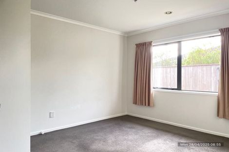 Photo of property in 58 Sunstone Crescent, Brown Owl, Upper Hutt, 5018