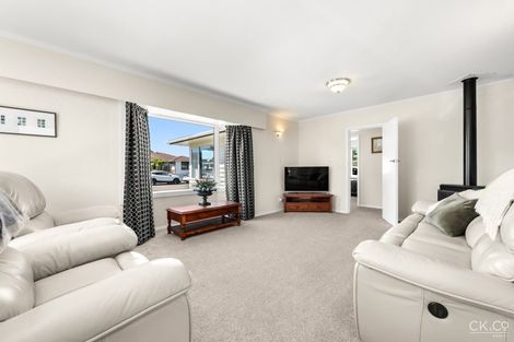 Photo of property in 71 Holdsworth Avenue, Trentham, Upper Hutt, 5018
