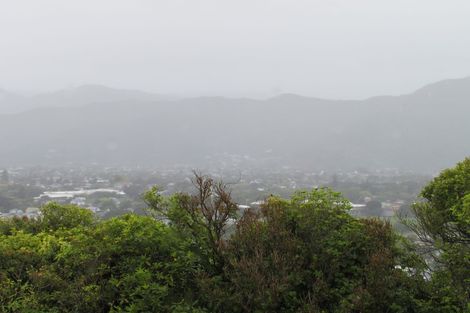 Photo of property in 12a Jacaranda Grove, Maungaraki, Lower Hutt, 5010