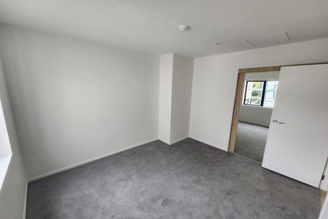 Photo of property in 2/64 Coronation Road, Hillcrest, Auckland, 0627