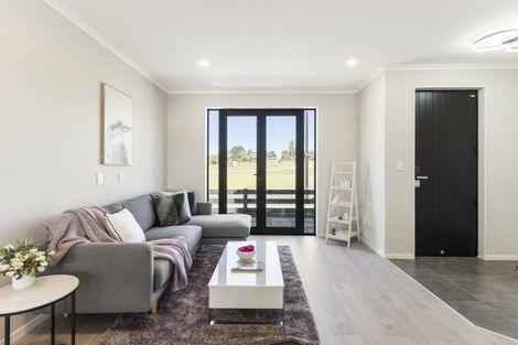 Photo of property in 9 Lark Lane, Whitford, 2571