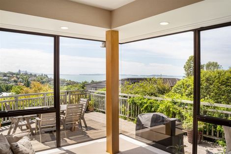 Photo of property in 100a Mellons Bay Road, Mellons Bay, Auckland, 2014