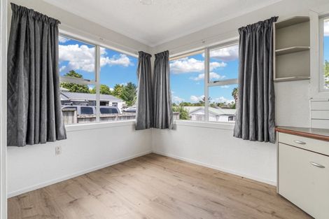 Photo of property in 17 France Street, Waiuku, 2123