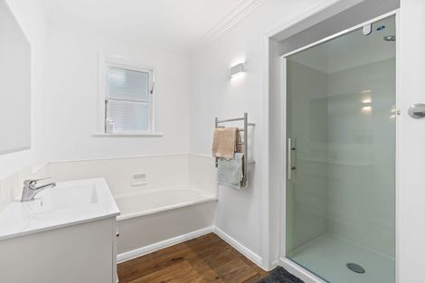 Photo of property in 158 Winchester Street, Levin, 5510