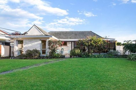 Photo of property in 19 Bramley Drive, Farm Cove, Auckland, 2012