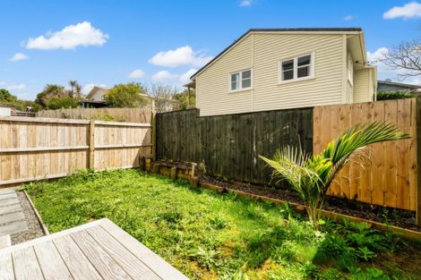 Photo of property in 2/63 Gardner Avenue, New Lynn, Auckland, 0600