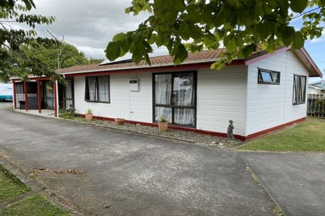 Photo of property in 92 High Street, Eltham, 4322