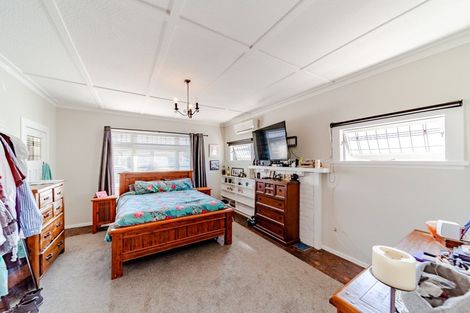 Photo of property in 76 Kennedy Road, Napier South, Napier, 4110