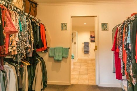 Photo of property in 14 Ranui Street, Waikawa, Picton, 7220