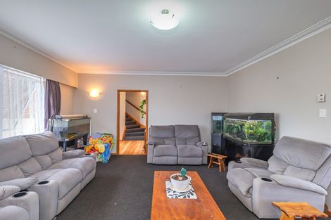 Photo of property in 185 Bartholomew Road, Levin, 5510