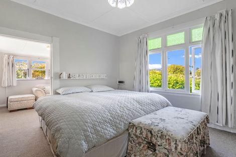 Photo of property in 11 Bear Street, Waverley, 4510