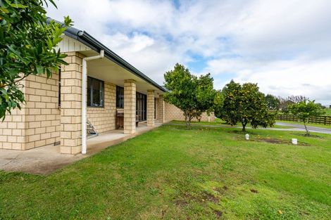 Photo of property in 800 Tuhikaramea Road, Ngahinapouri, Hamilton, 3290