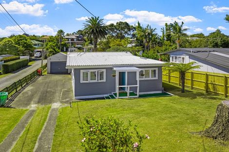 Photo of property in 21 Sundown Avenue, Manly, Whangaparaoa, 0930