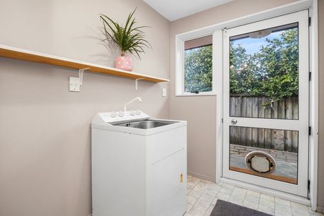 Photo of property in 2/27 Oakhampton Street, Hornby, Christchurch, 8042