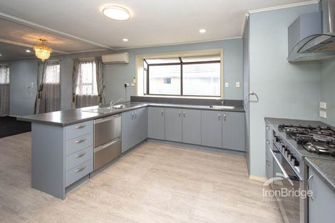 Photo of property in 82 Neill Street, Hornby, Christchurch, 8042