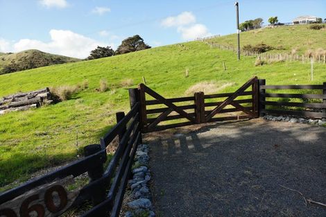 Photo of property in 3060 Kaipara Coast Highway, Glorit, 0984